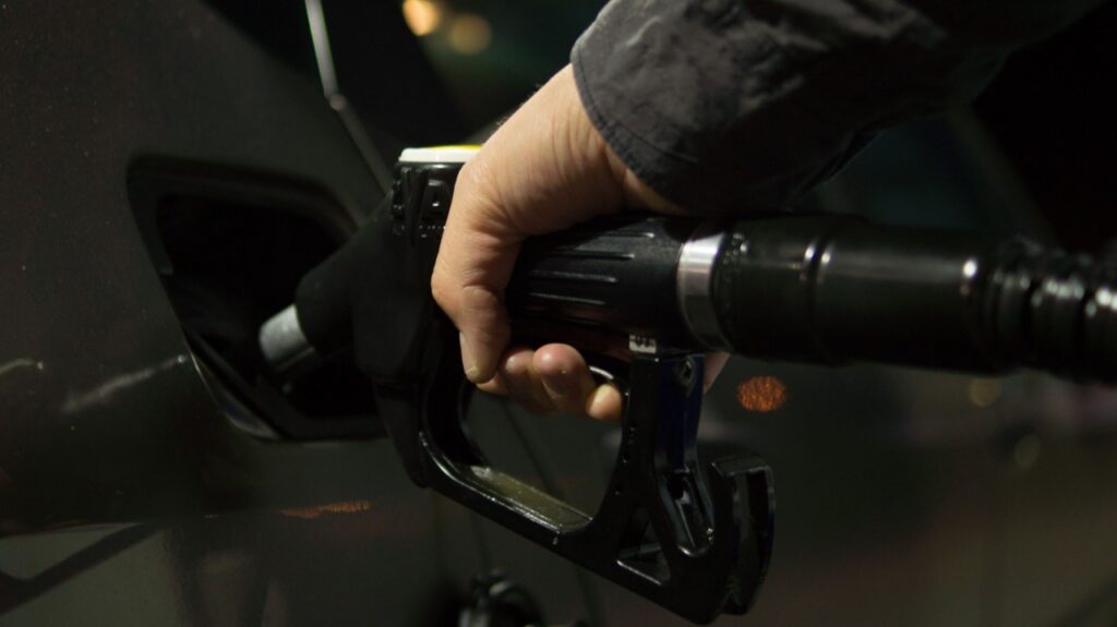 Gasolina com 32% de etanol: o que muda para o veículo?